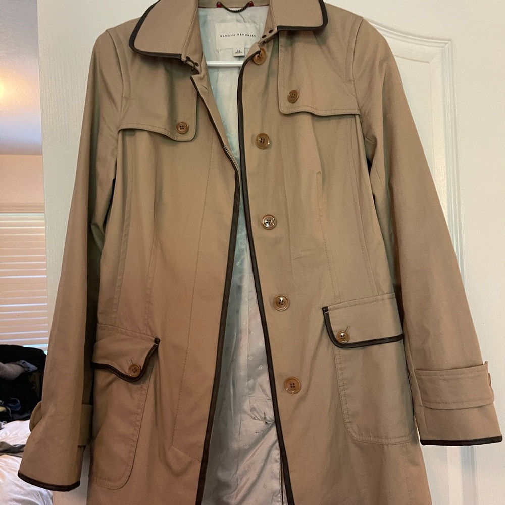 Banana Republic camel Trench coat